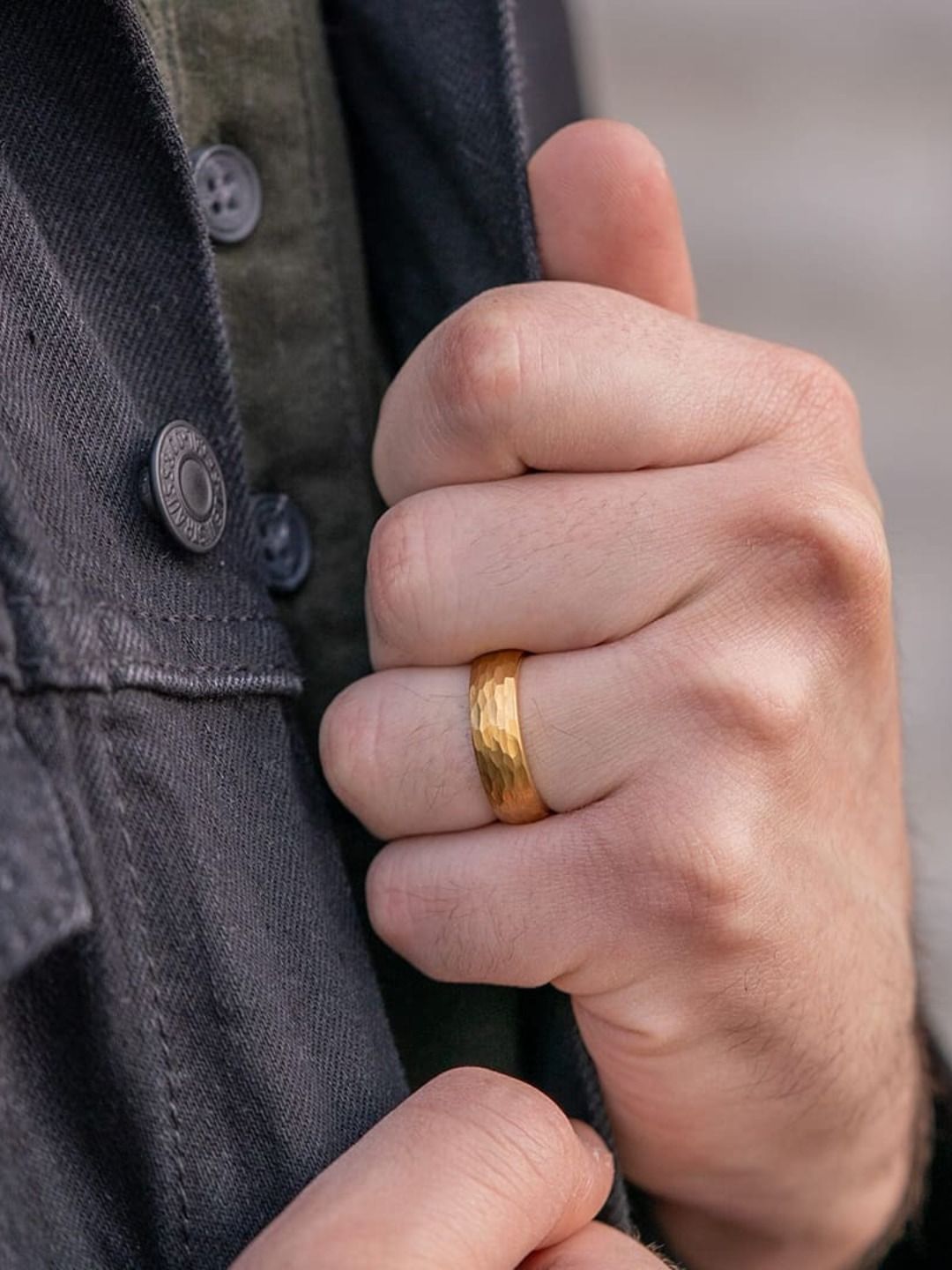 SIMPLE MENS RING